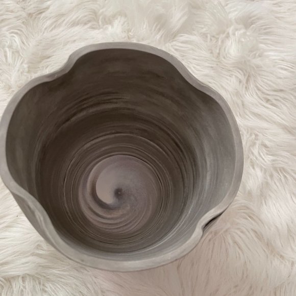 Matte Black grey & white Marbled ceramic planter pot - Picture 2 of 10